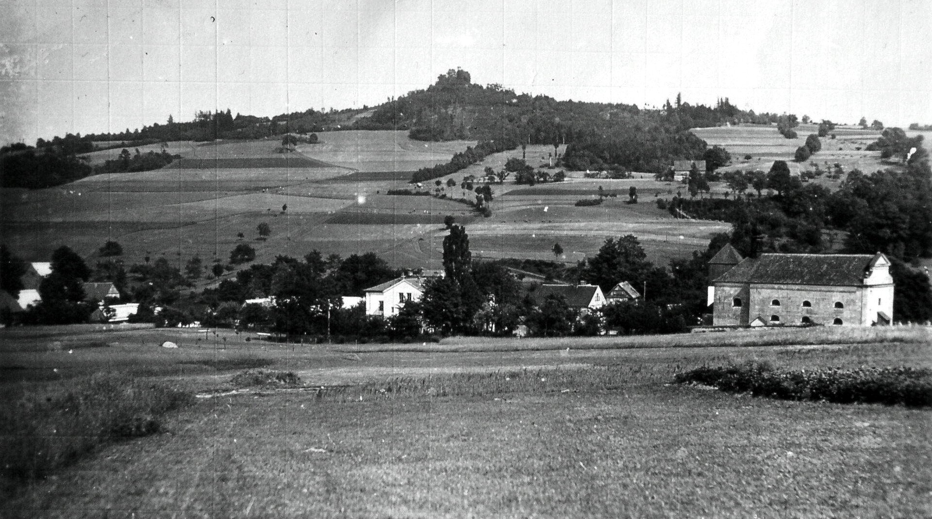 Kostel sv. Kateřiny Alexandrijské (zbořen roku 1975)